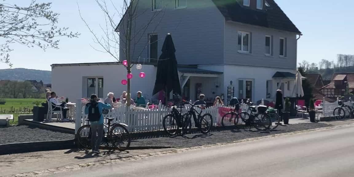 Mellys Cafe & Store Einbeck Exterior foto