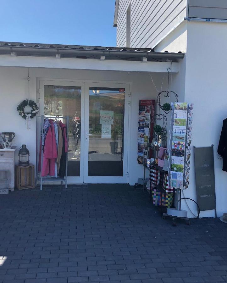 Mellys Cafe & Store Einbeck Exterior foto